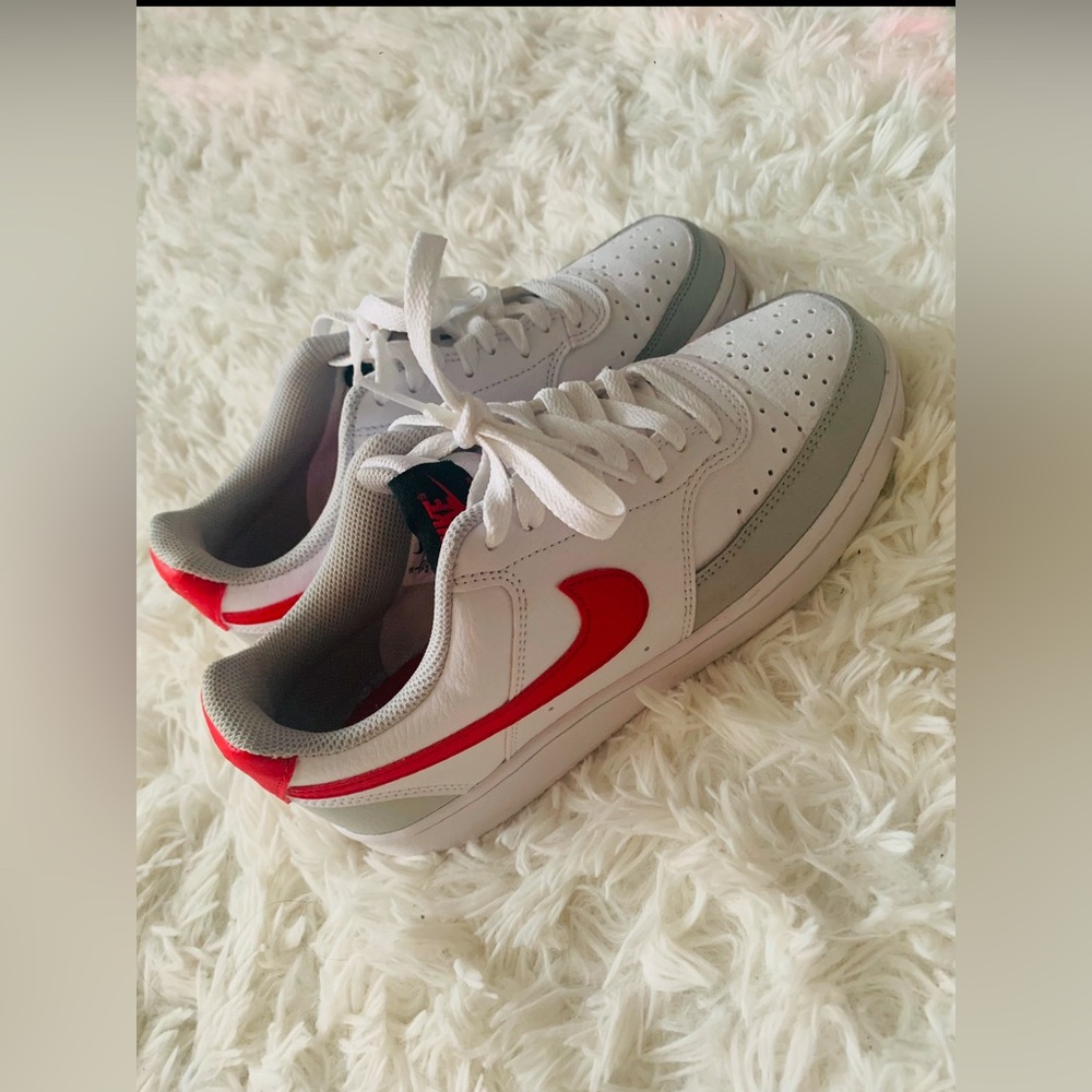Nike White Gray Sneakers with Red Swoosh